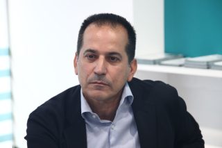 Την πρόταση για αλλαγή ονόματος της λεωφόρου Στρατού σε «Ιωάννη Μπουτάρη» επανέφερε στον δημόσιο διάλογο ο Σπύρος Πέγκας